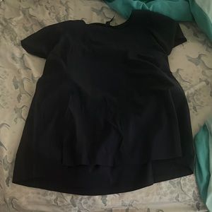 Athleta V-neck Tee size small